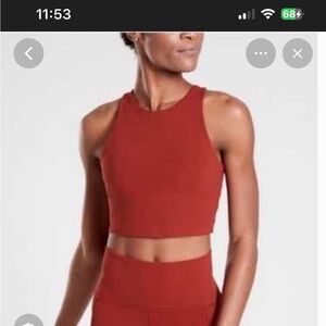 Athleta conscious crop